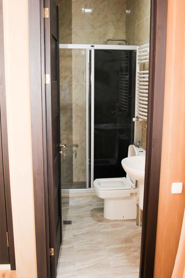 Hotel New Телави Экстерьер фото