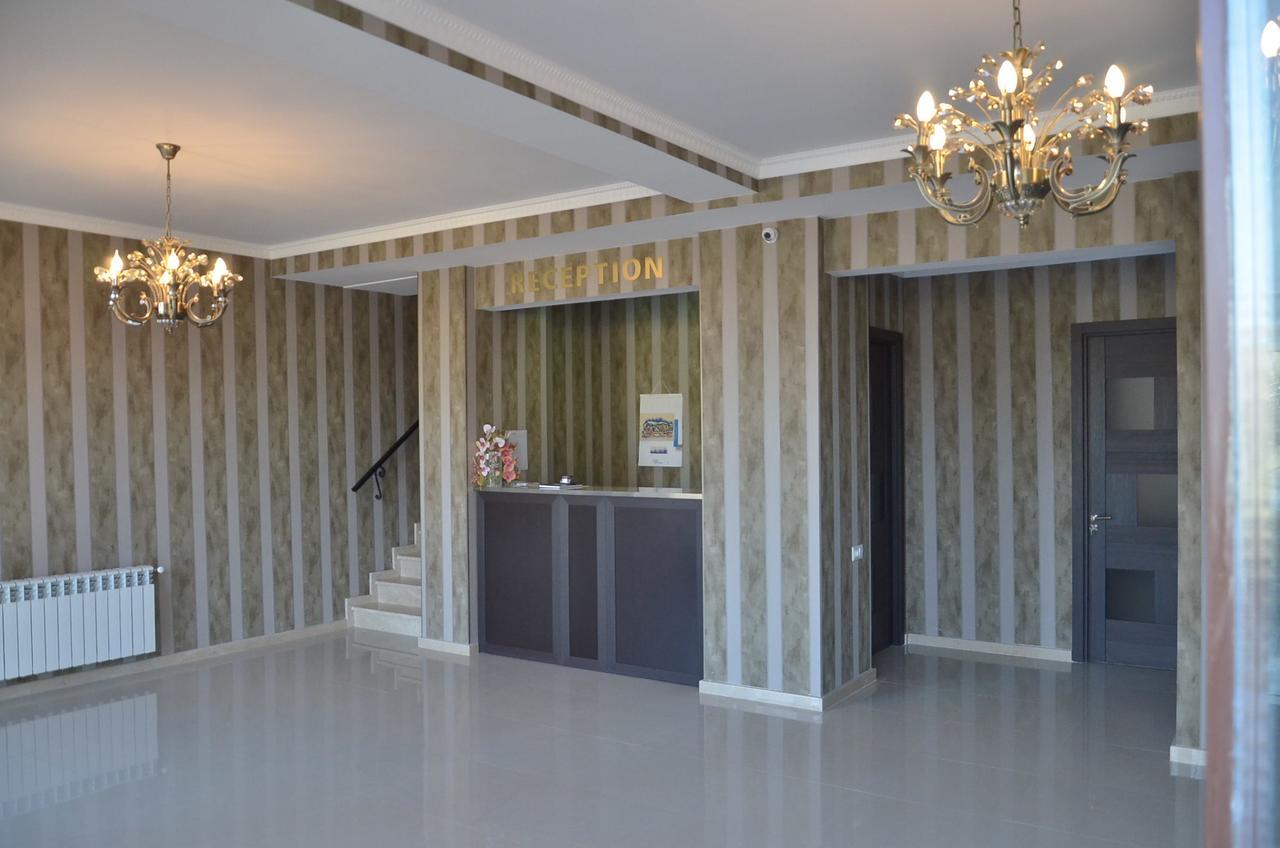 Hotel New Телави Экстерьер фото